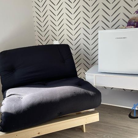 Acaster House, X4 Rooms With En-Suites X1 Room Private Bathroom, Street Parking, Close To Train Station Kettering Eksteriør billede